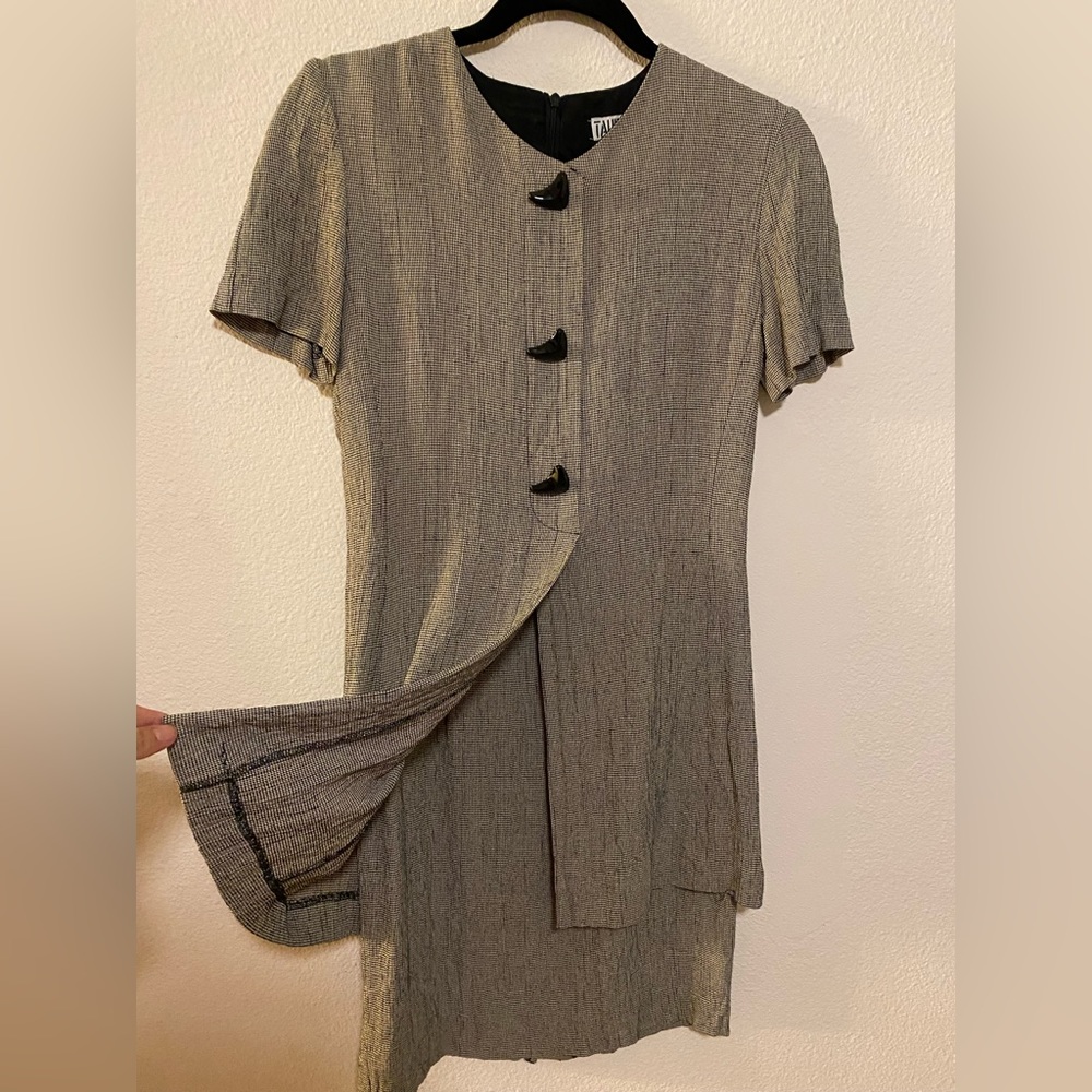 Taurus II Vintage Dress - Picture 4 of 11